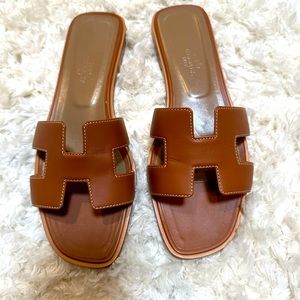 Hermes Oprah sandal size 38 1/2